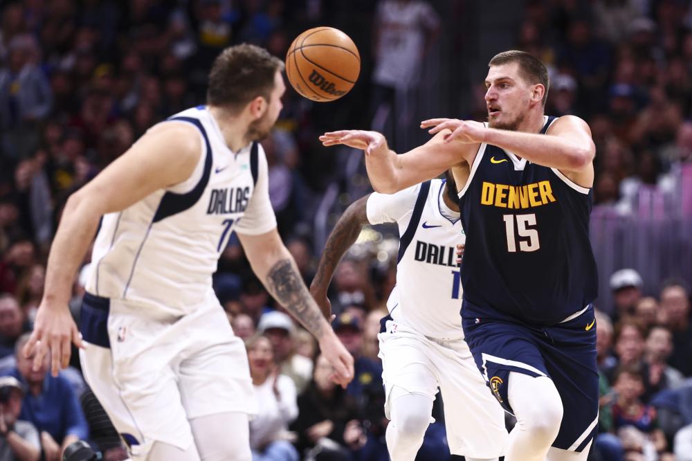 场运营和游 场运营和游