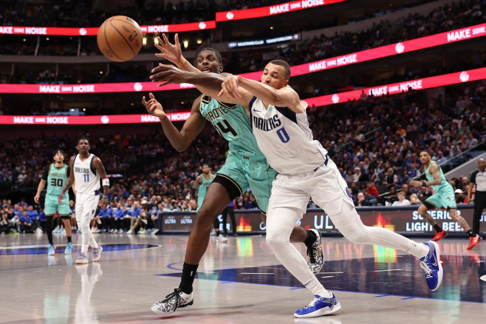 靠坚韧的防 靠坚韧的防