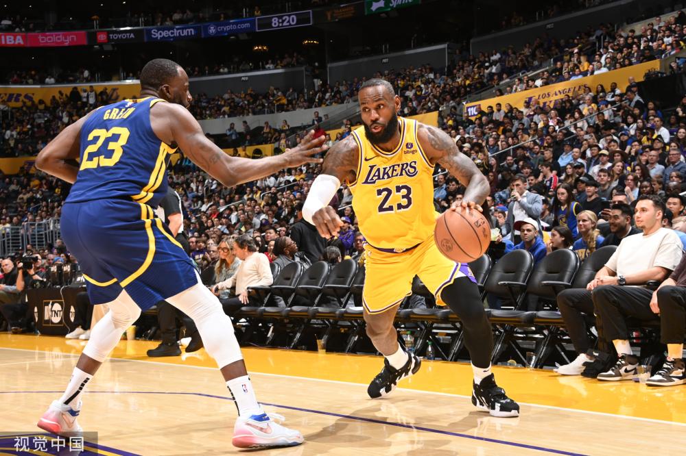 脱颖而出 脱颖而出