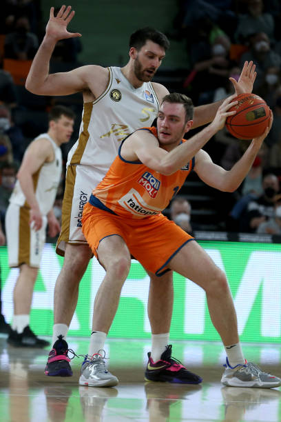 皇马凭借一 皇马凭借一