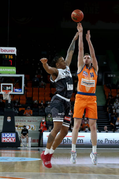 53岁齐达 53岁齐达